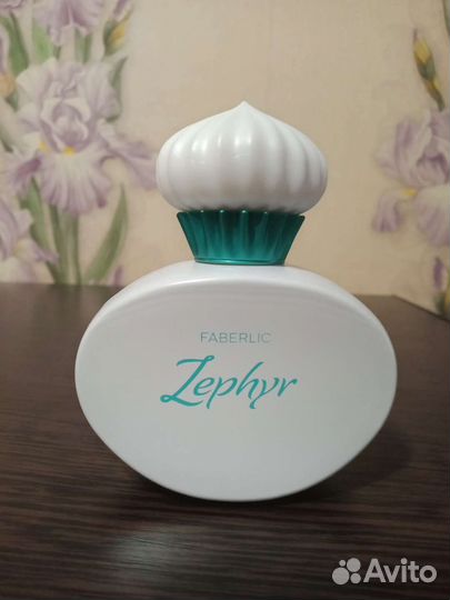 Подарок на 8 марта (Парфюм Faberlic)