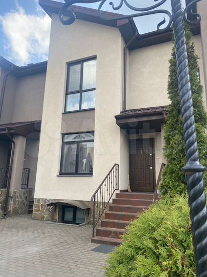 Таунхаус 154,2 м² на участке 1 сот.