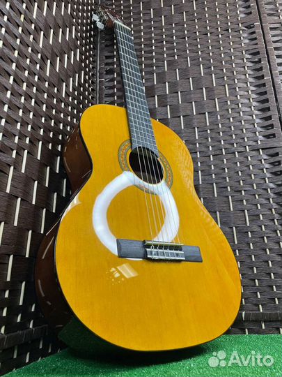 Гитара классика Yamaha С40