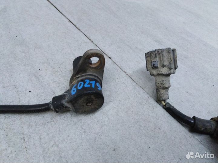 Датчик ABS задний Ниссан