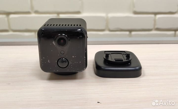 Wi-Fi мини камера 30 дней работы, поворотная