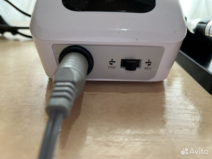 Аппарат для маникюра и педикюра