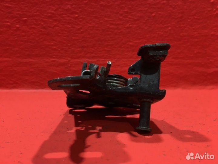 Замок капота Audi A3 8L 2000