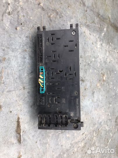 Блок предохранителей SAM CLK W208 Mercedes