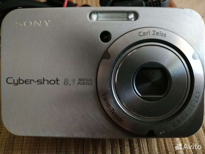 Компактный фотоаппарат sony cyber shot