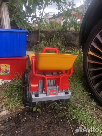 Большой грузовик игрушка