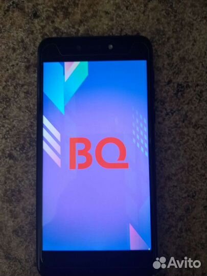 Телефон Bq-5211 strike