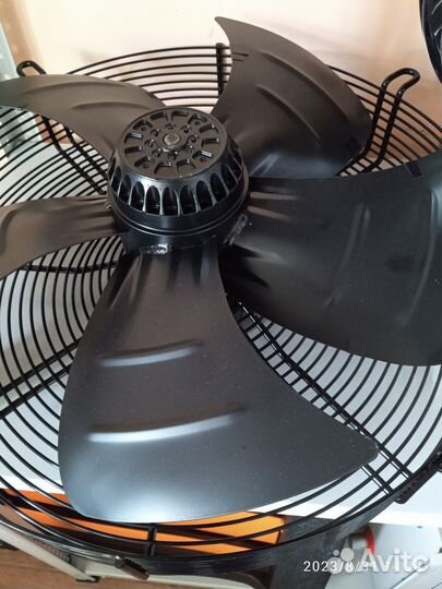 Вентилятор осевой YWF4E-450S