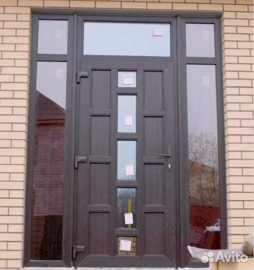 Входные группы пластиковые и алюминиевые