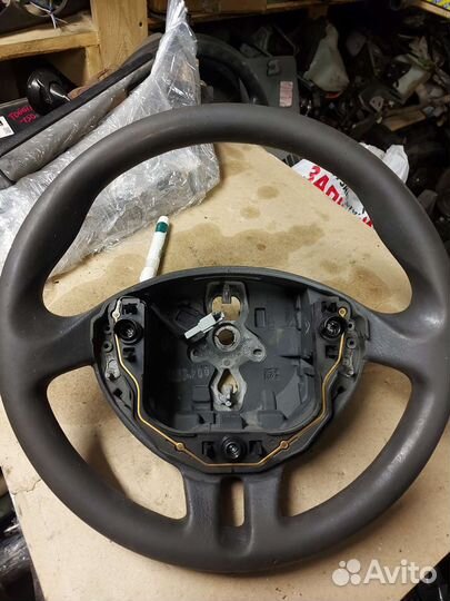 Руль для Renault Clio 3