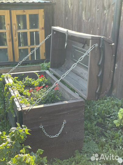 Сундук кличный для дач, садов, коттеджнй