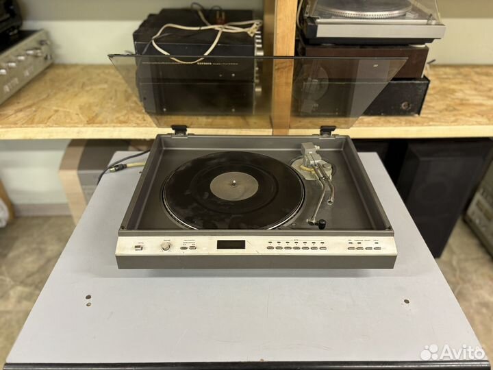 Виниловый проигрыватель эстония 010