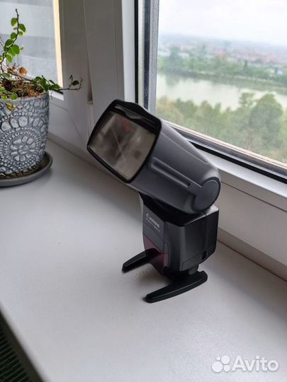 Вспышка Canon Speedlite 580ex ii