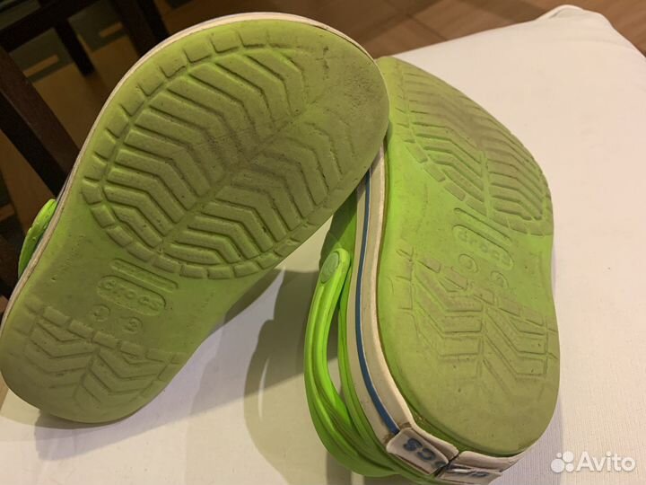 Crocs j2