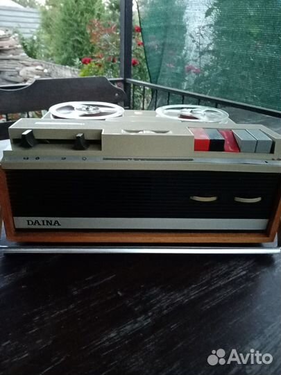 Катушечный магнитофон