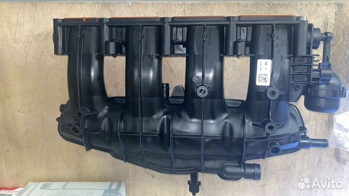 Коллектор впускной VAG Tiguan 06J133201BH оригинал