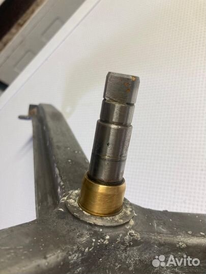 Крестовина Ariston Indesit 21013881802