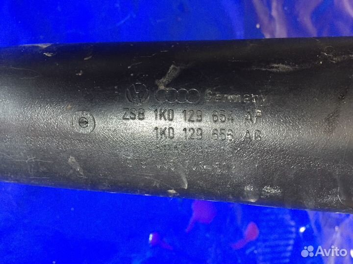 Патрубок интеркулера VAG 1K0129654AP / AG / AB
