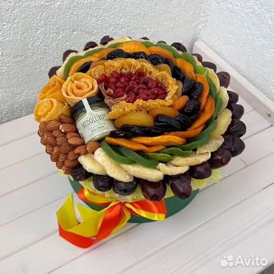 Съедобные букеты из сухофруктов