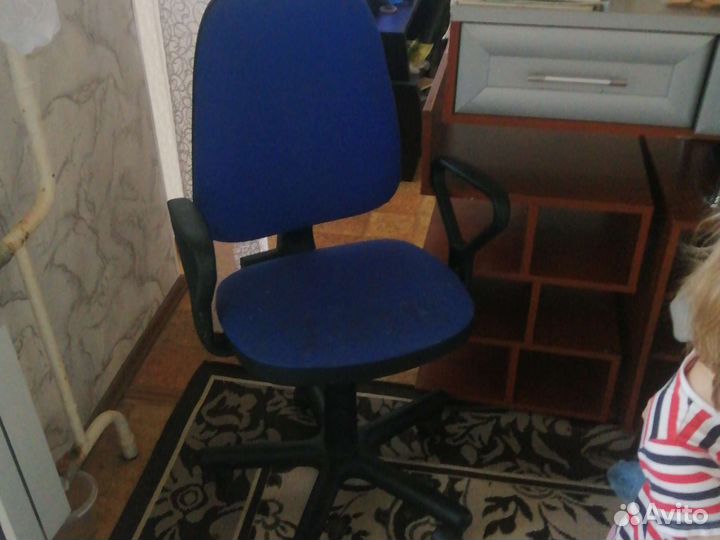 Компьютерный стол