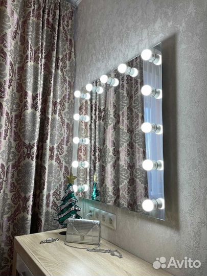 Гримерное зеркало