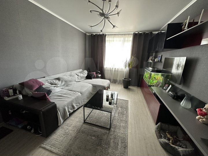 2-к. квартира, 64 м², 3/16 эт.