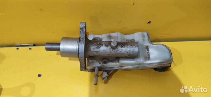 Главный тормозной цилиндр Ford Focus II 2004-2008