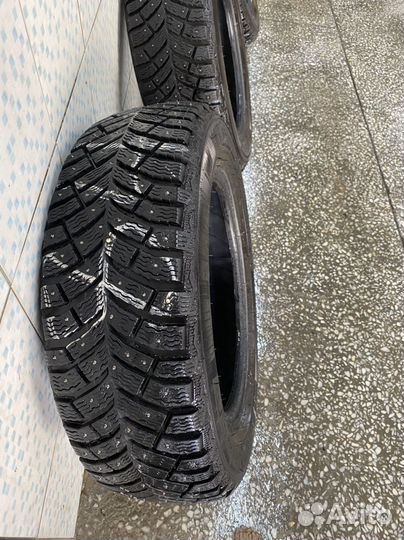 Michelin X-Ice North 4 185/65 R15 92T