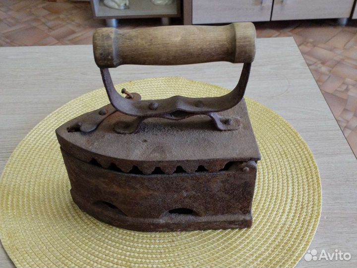 Старый утюг