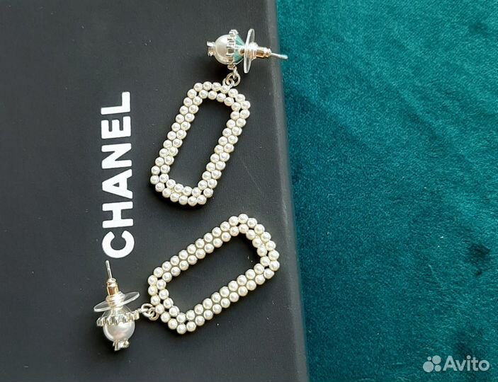 Серьги Chanel