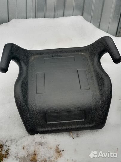 Автокресло бустер