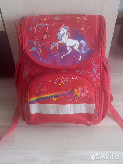 Портфель школьный для девочки