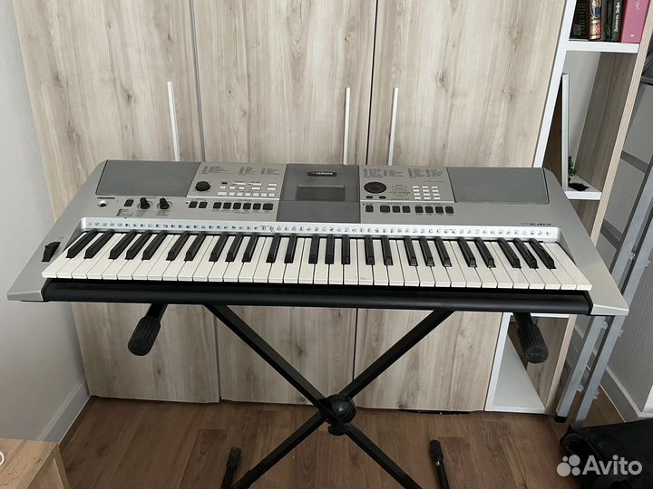 Синтезатор Yamaha psr e413
