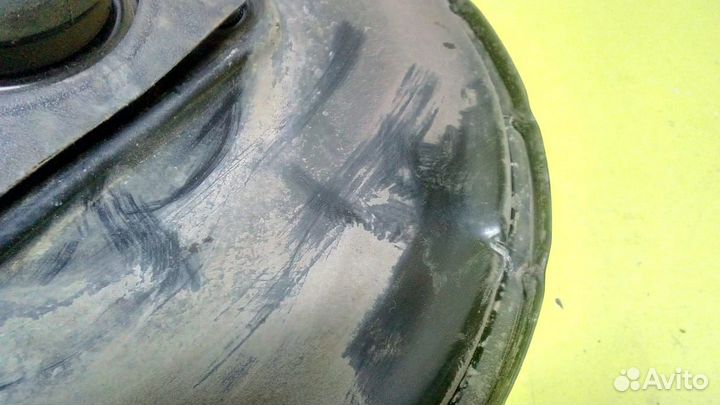 Вакуумник тормозной б.у Nissan Primera Sunny Blue