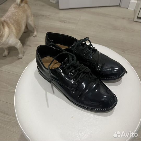Полуботинки лаковые 37