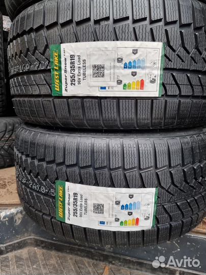 Westlake ZuperSnow Z-507 225/40 R19 и 255/35 R19 96V