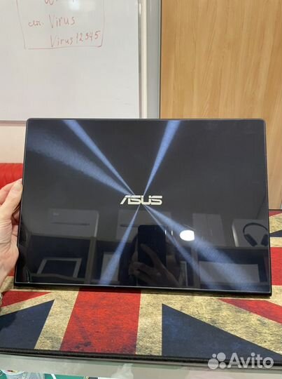 Матрица с тачскрином и крышкой Asus UX302