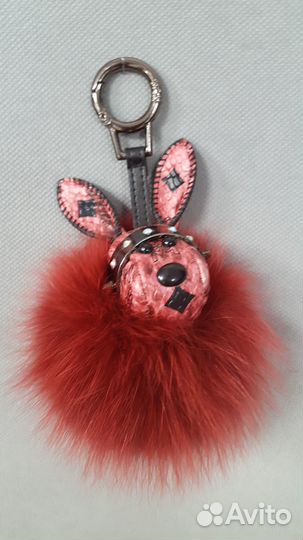 Меховой брелок