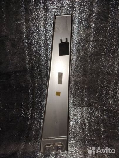 Накладка стойки передняя правая Porsche Cayenne S