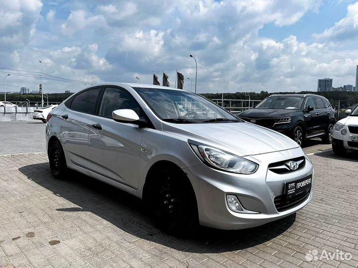 Hyundai Solaris 1.4 МТ, 2013, 195 645 км