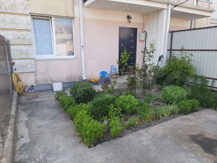 Дом 187 м² на участке 1,7 сот.