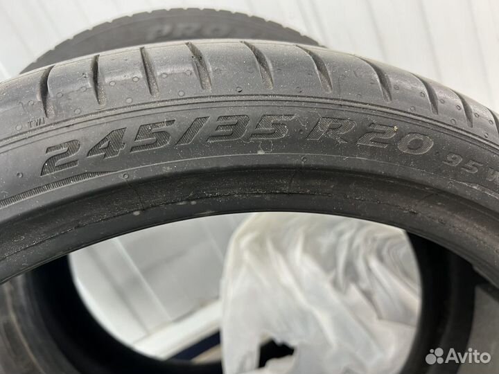 Pirelli P Zero 245/35 R20 95W