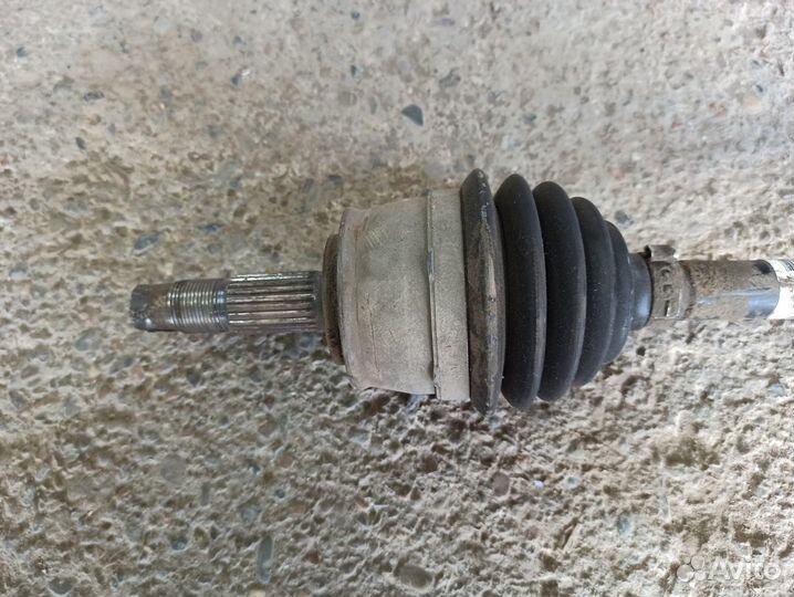 Привод передний правый Opel Corsa D