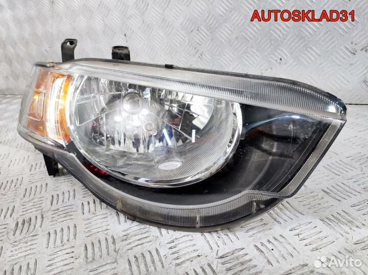 Фара правая Mitsubishi Colt Z3 8301B180