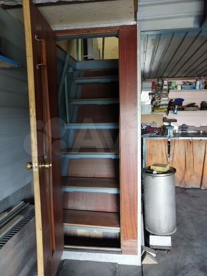 Гараж, > 30 м²