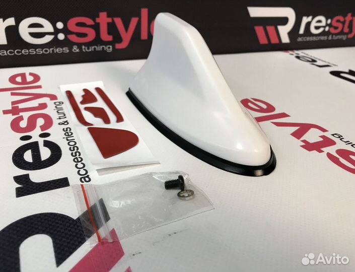 Антенна плавник на крышу Honda