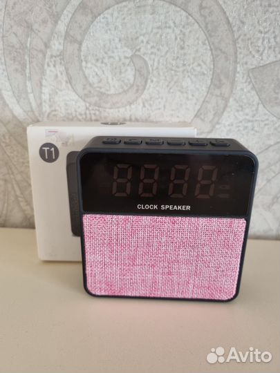 Часы с будильником портативная колонка