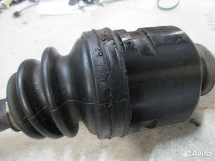 Полуось передняя левая Toyota Auris (E15) 2006-201