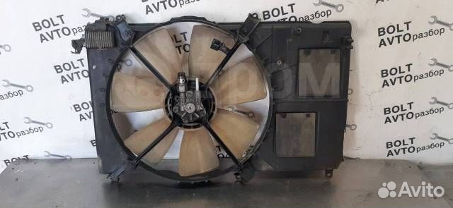 Радиатор охлаждения двигателя (дифузор) Toyota