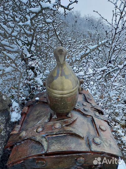 Старинный ларец бронзовая утка